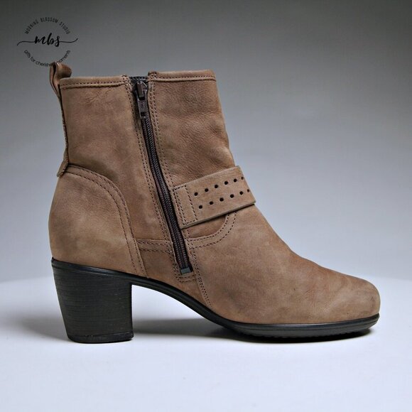 Ecco Leann Buckle Matte Leather Heeled Ankle Boots - Picture 8 of 15